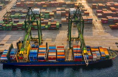 從散貨到集裝箱，干貨船在全球貿(mào)易中究竟扮演怎樣的關鍵角色？