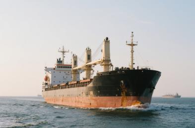 揭秘上海散貨船公司：為何成為國(guó)際貿(mào)易的物流英雄